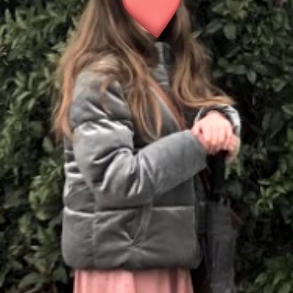 Adorable girls  Gray velvet puffer jacket - Picture 4 of 5